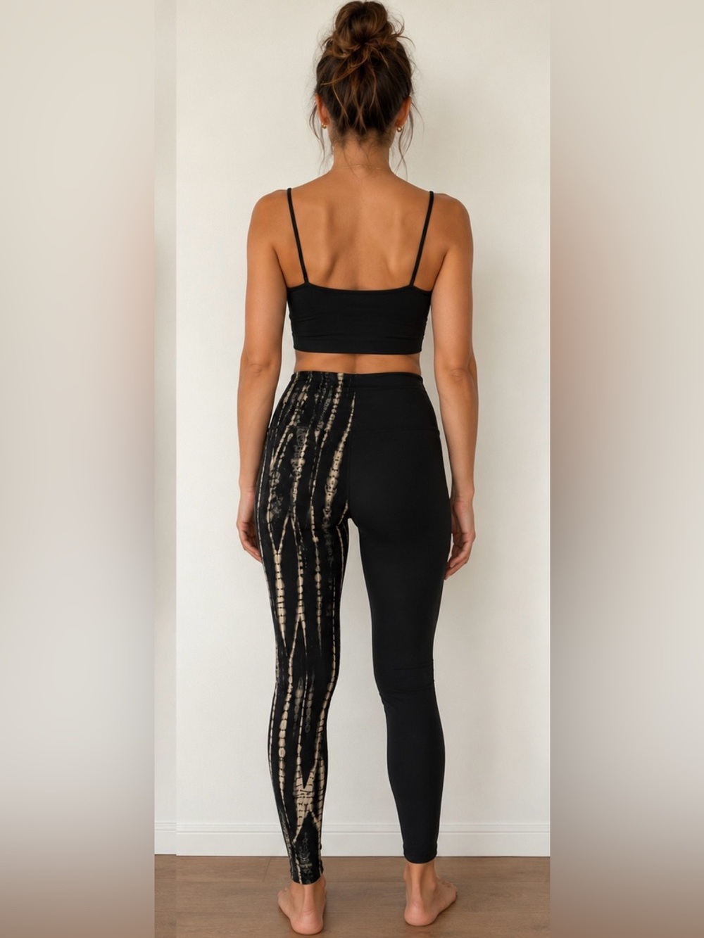 Black/Cream Tie Dye High-Waisted, Full Length, Athleisure Leggings - Size S - Picture 2 of 5